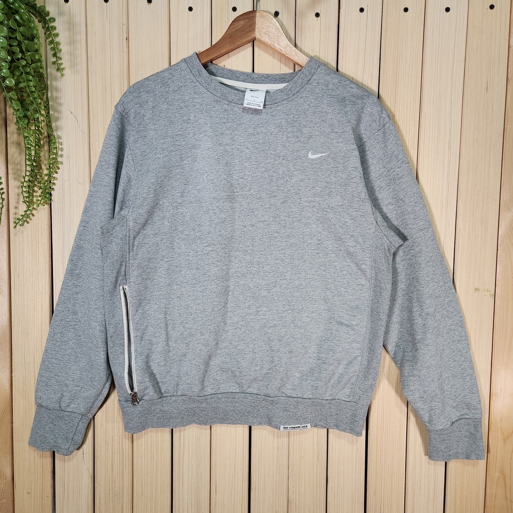Nike Crewneck. Sweater Gray Size S. Unisex
